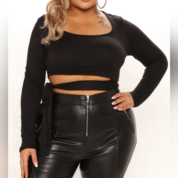 NWT Fashion Nova Leeda Tie Waist Top - Size 2XL - Picture 1 of 4